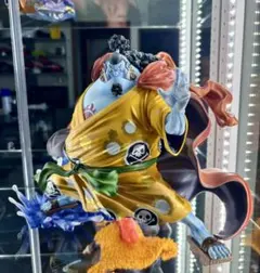 ワンピース　フィギュア　POP MAXIMUM 海峡のジンベエ