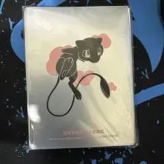 中国限定 ポケカ スリーブ ミュウ 1個　ポケモンカードゲーム