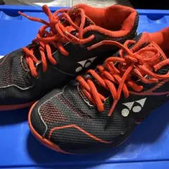 テニス、バトミントンランニングシューズ