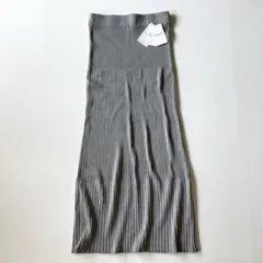 未使用タグ付き✨24AW　ノーブル　リブニットタイトスカート　ラメ　グレー