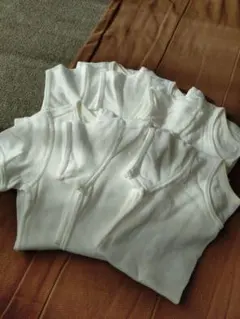 UNIQLO ユニクロ コットンメッシュインナーT 半袖 120センチ