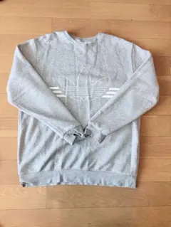 adidas グレー トレーナー L サイズ