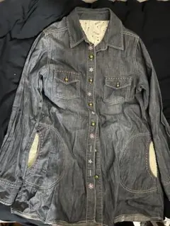 【送料無料・限定特価】live in com fort デニム刺繍長袖ワンピース