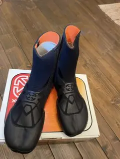新品箱付き　サーフブーツ　5㎜　　26㎝