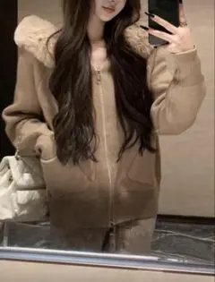 SHEIN ファー付き　ニットパーカー　ベージュ