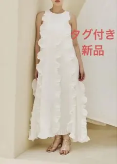 NOTRE émor / ruffled wave frill dress NOTREemor（ノートルエモア）の「ruffled wave frill dress