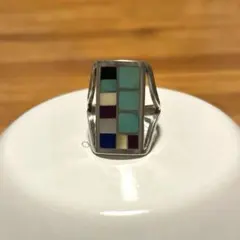 ネイティブ・アメリカン調 シルバーのリング　925刻印なし