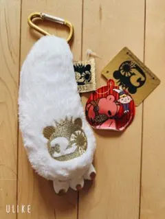 GLOOMY 10周年記念キーホルダー