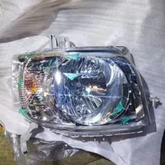 N-BOX JF1/JF2 ヘッドライト　右　 P9911のサムネイル