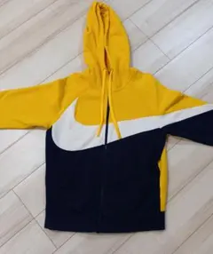 NIKE　ナイキ　ビッグスウォッシュ　パーカー