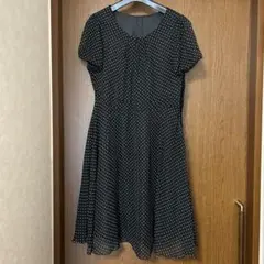黒ドット柄ワンピース Mサイズ