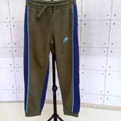 【人気ブランド】NIKE キッズ用 裏糸起毛 ジャージパンツ（カーキ×ブルー）