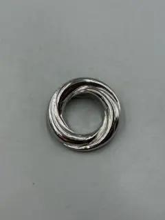 253ヴィンテージ　金属　ブローチ