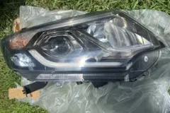 GFC27 セレナ ASSY 右側 ヘッドライト レンズ - メルカリ