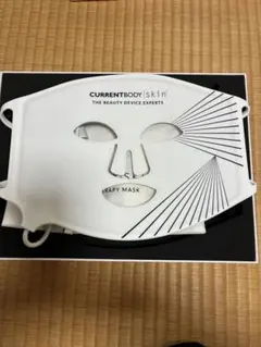 CURRENTBODY LEDライトセラピーマスクのサムネイル