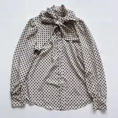 極美品【LOULOU WILLOUGHBY】デシンドットフリルボウタイブラウスのサムネイル