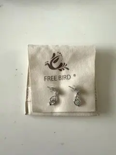 ま*い様 FREE BIRD クリスタルドロップ型ピアス
