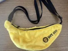 BAPE KIDS バナナ型 ショルダーバッグのサムネイル