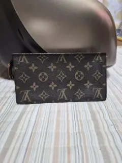 LOUIS VUITTON モノグラム ポーチのサムネイル