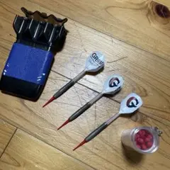 GRRM ダーツセット（3本＋ケース）