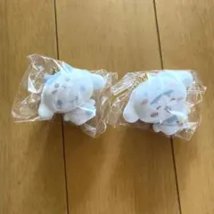 ちいかわ　サンリオ　シークレットフロッキーマスコットチャーム　シナモン　ハチワレ