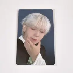 ATEEZ ヨサン ユニバ 特典トレカ