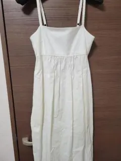 UNIQLO ホワイト ワンピース S