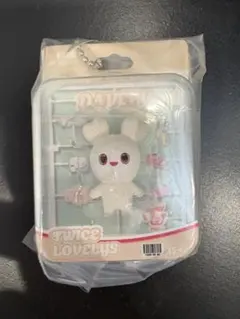 TWICE LOVELYs DAVELYキーホルダー