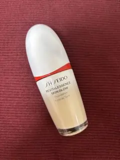 SHISEIDO REVITAL ESSENCE SKIN GLOW 140