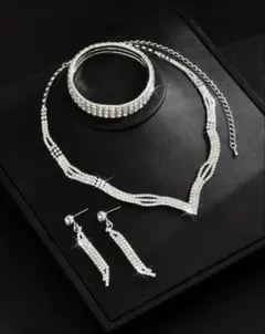 Item thumbnail for item daa95b01-e780-48a9-bb09-88d980b109fe