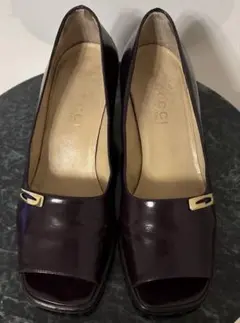 GUCCI オープントゥパンプス