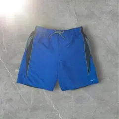 NIKE サイドライン入りショートパンツ　ランニング　陸上　スポーツ　ブルー