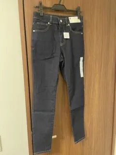 GU ウルトラストレッチスキニージーンズ67