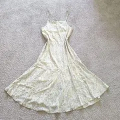 きれいめ 花柄 キャミワンピース 白 紫 F バックリボン マーメイドシルエット