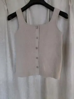 AZUL BY MOUSSY ニットタンクトップ ベージュ フリーサイズのサムネイル