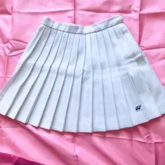 YONEX　スコート　プリーツ　テニス バトミントン ウェア レディース 白