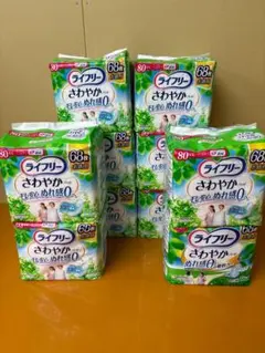 ピアスさん専用】ライフリー 超薄型紙パンツ 男女共用 （M24枚✖️10袋