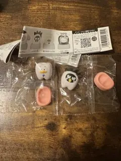 サンリオ　みんなでなっちゃお！　歯　あひるのペックルとバットばつ丸