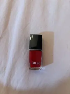 Dior ネイルエナメル 999 レッド