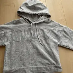 PUMA 薄手トレーナーのサムネイル