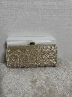 パーティーバッグ／ビーズ／刺繍／ゴールド／ベージュ