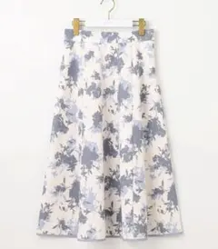 美品　エニスィス【撥水】シルエットフラワー スカート anysis オンワード