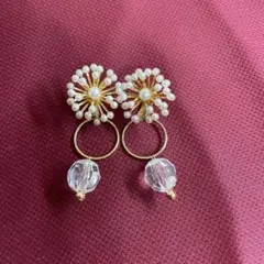 イヤリング　パール　花　ゴールド　2way ネジバネ式イヤリング　ハンドメイド
