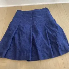 花柄レース　プリーツスカート　ネイビー ひざ丈　Sサイズ