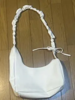 Shein ホワイト　バッグのサムネイル