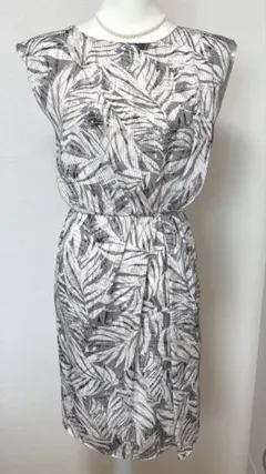 クードシャンス　夏　ノースリーブワンピース