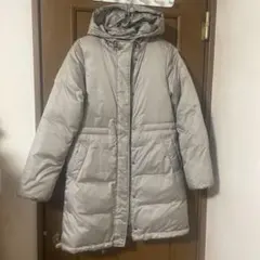 ダウン90％コート　フード付き