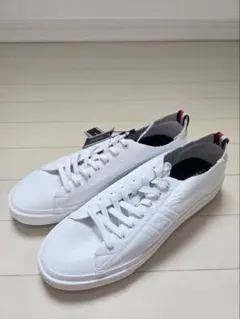 【早い者勝ち】【再値下】TOMMY HILFIGER ホワイト スニーカー 新品のサムネイル