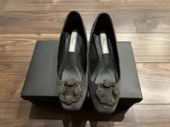 スエード Dhyana. ディアナドット ビジューパンプス 22cm