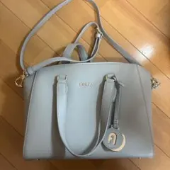 フルラ　ショルダーバッグ